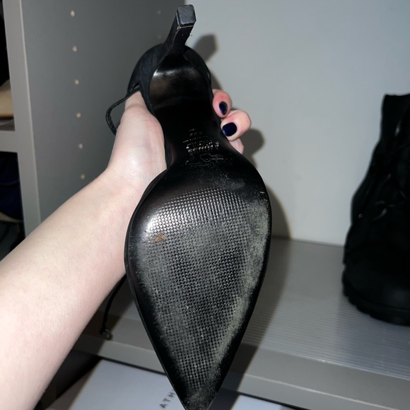 Schutz black heel in black size 6.5 - Picture 2 of 3